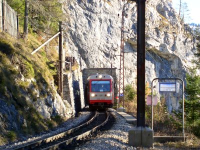 5090 004 zwischen dem Reithmauertunnel und dem kleinen Klausgrabentunnel