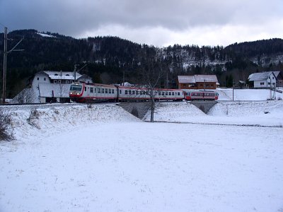 4090 und 5090 im Burgerbogen