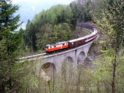 1099 001 auf dem Sturzgrabenviadukt