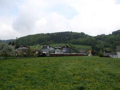Mh6 bei der Ausfahrt aus Rabenstein a/d Pielach