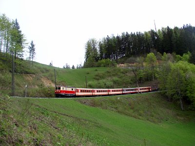 1099 002 vor dem Stettenriegeltunnel bei Winterbach